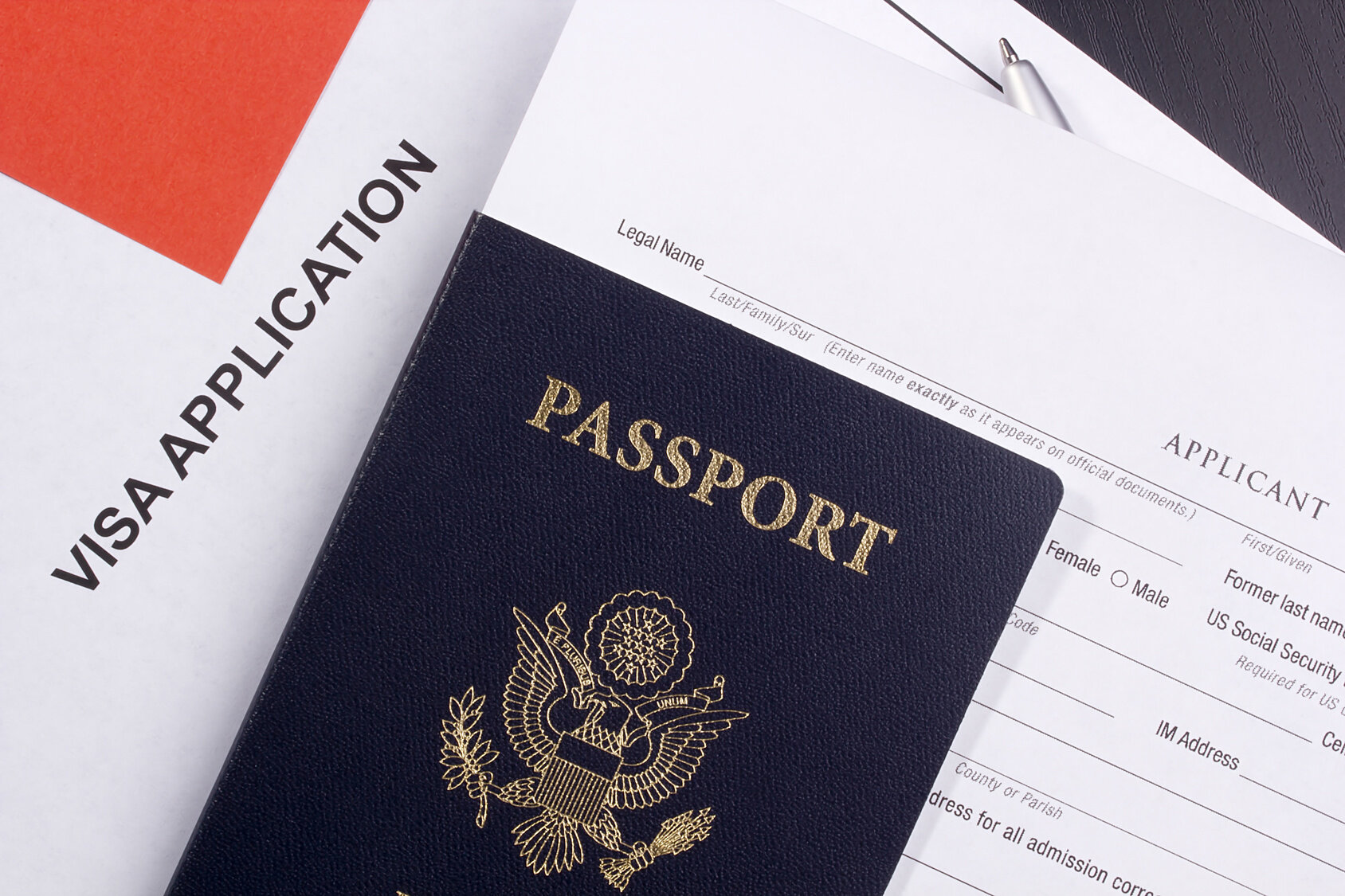 How to Attach Passport Photos in a Passport Application?